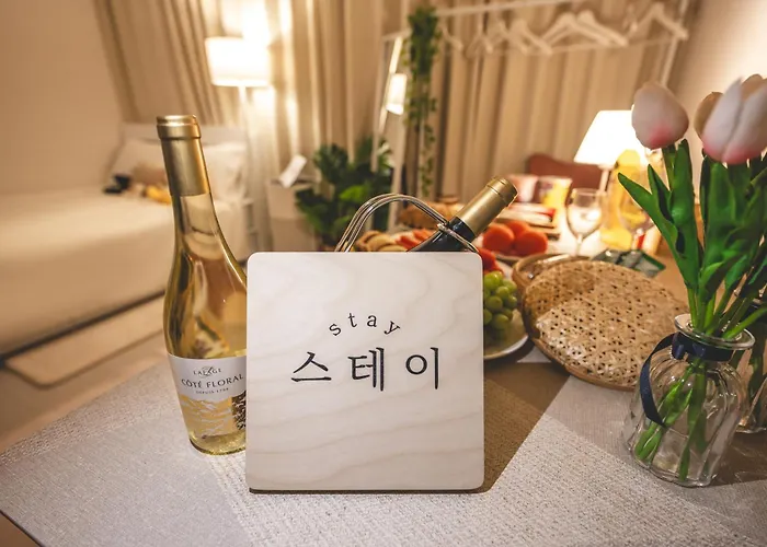 스테이 Stay - Bright Cozy House Seoul Local Stay