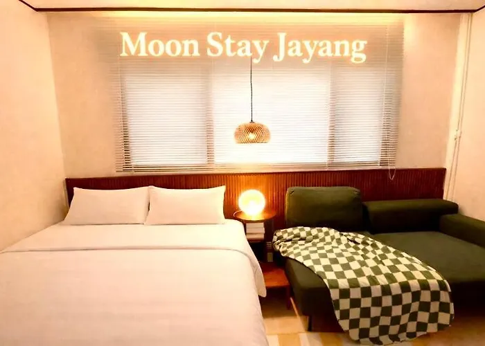 Riverside Universe 2Qbedrooms
