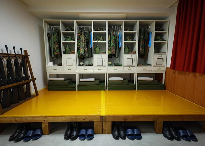 Korean Traditional Hotel Seong Su Station 5Minute
