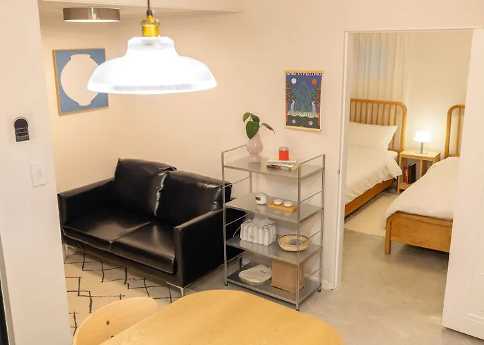 The Serenity 1961 #2Mins Walk To Gyeongbokgung Palace Station #2Rooms 3Beds #Gwanghwamun #Seochon Family Trip