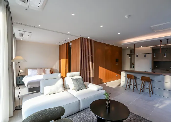 Asty 242 Serviced Residence