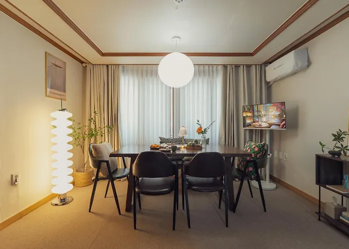 Stay Yunseul Seoul National University Station Line 2 #3R4Bed#