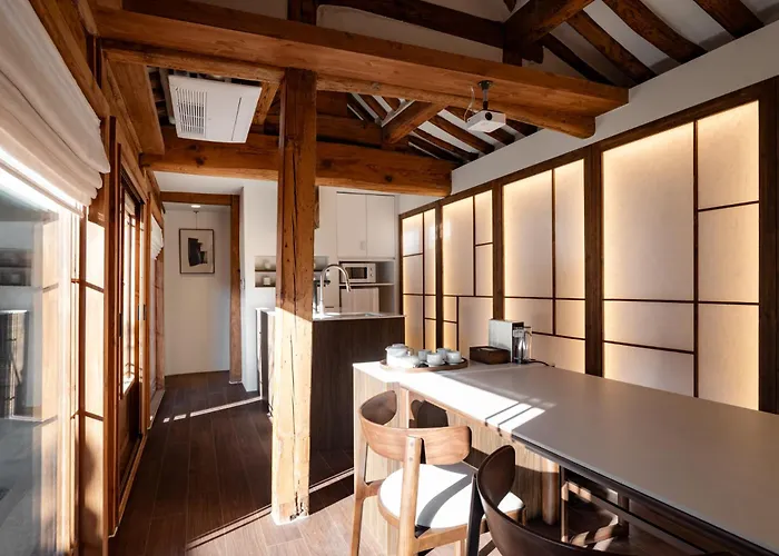 Luxury Hanok Whee