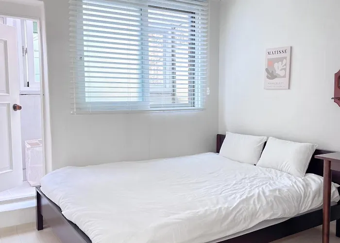 2Br Central Seoul All Utilities Includes