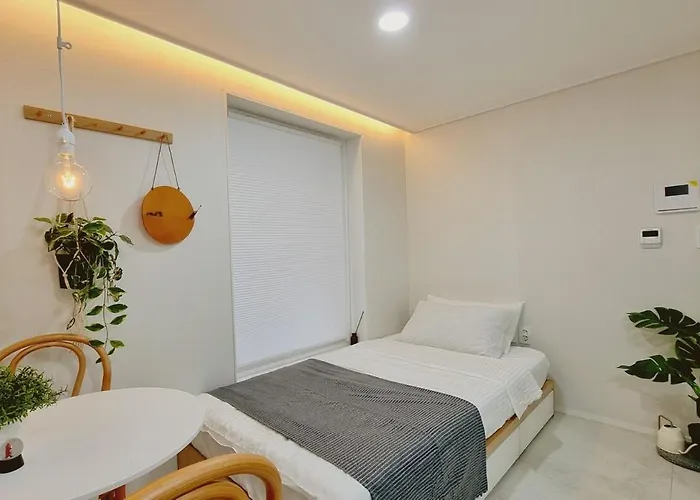 Cozy Studio Blanc Near Kspo Dome