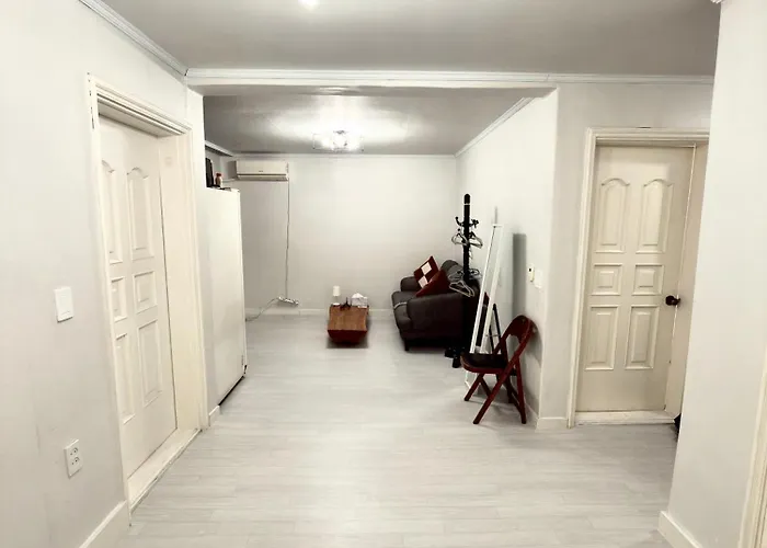 Private Family Home 3
