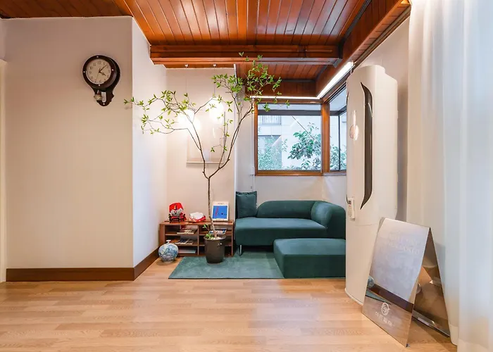 Timeless Hanok In Jamsil Serenity