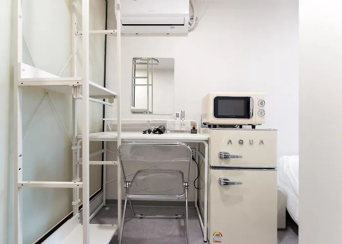 Hello Hostel