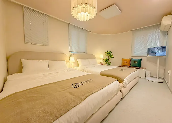 The Stay Gangnam Coex Hanti Station 5 Minutes! 3Queen Bed