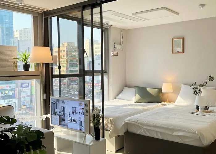 Chungmuro 2Br City View Stay Cozy & Stylish Seoul Central