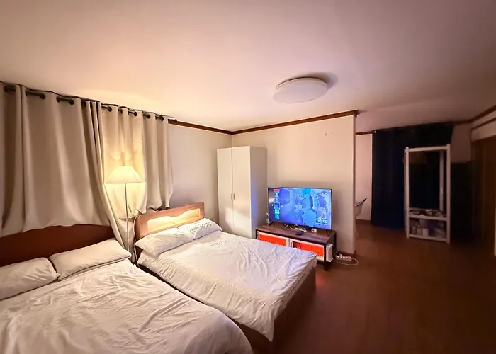Gangnam Station 1Min Apartment Netflix Two Big Tv