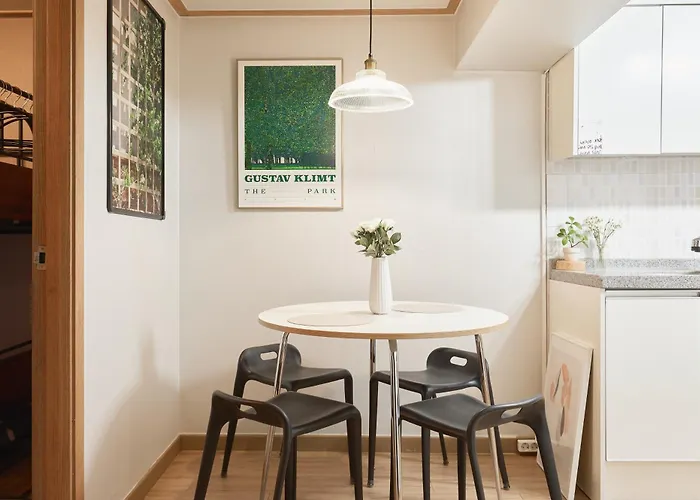 Isu Stay - 4Min Walk To Isu Station