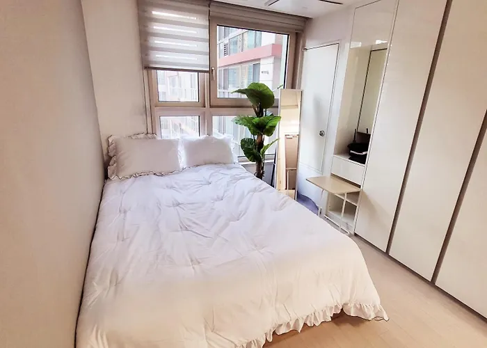 Shinnonhyeon Neat House