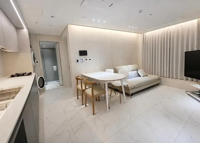 Spacious Family Suites Near Coex & Gangnam