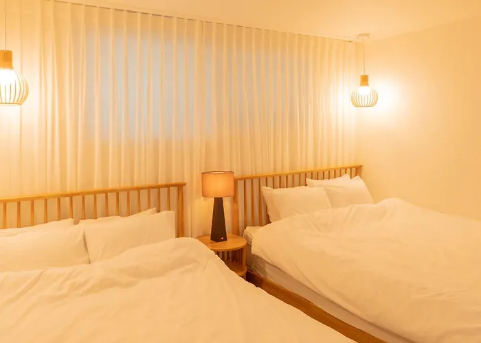 석촌 Cozy Bear Stay 주차O, 최대8인, 넷플, 롯데월드, 석촌호수, 아산병원, 석촌고분역 5분