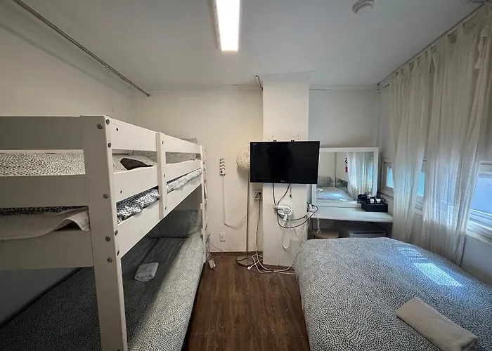 Hostel Metro
