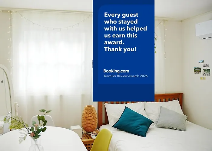 Near Lotte World, Kspo Dome, Coex, Olympic Park, 2 Rooms, 2 Queen Beds, 1 Super Single Bed, 5 People