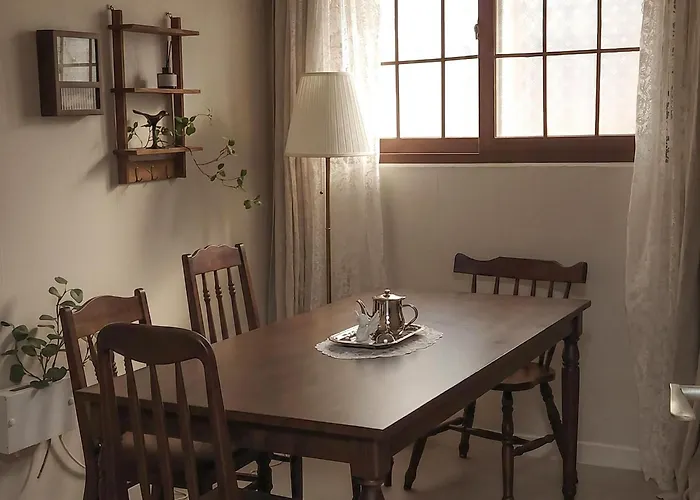 1Br 2Bed Apt, Cozy Jongam