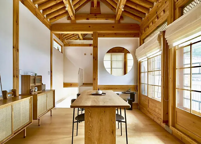 Luxury Hanok Serenity Villa