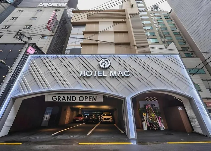 Mac Hotel