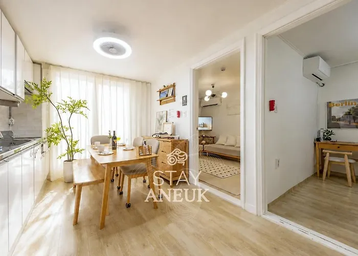 Stay Aneuk,3Br,8명,장기숙박,서울대학교,친절한 국가공인 관광통역 안내사의 호텔급 컨시어지 서비스,강남,홍대,명동,,성수,고척돔,Kspo돔,지하철,도심접근성