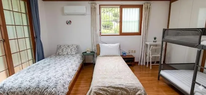Urban Cozy Stay -Hongdae, Seoul