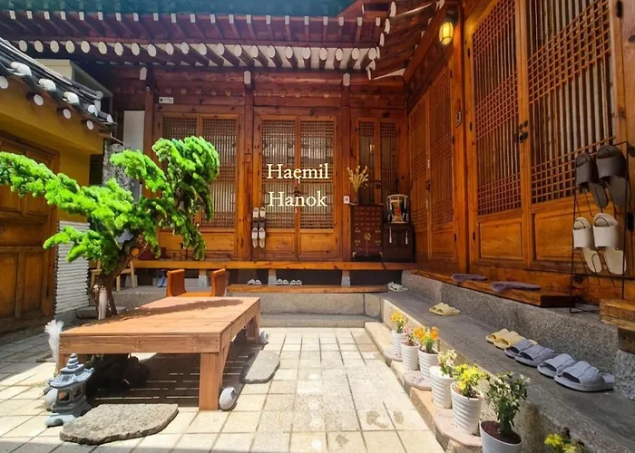 Haemil Hanok 해밀한옥