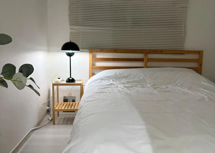 Private Quiet 2Room Studio In Nonhyun- Washer & Dryer Combo Included