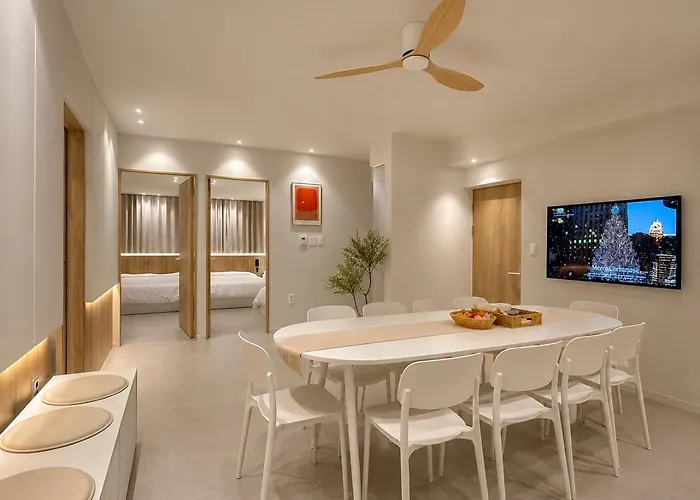 Central Hongdae 2Min Walk From Hong Dae Station
