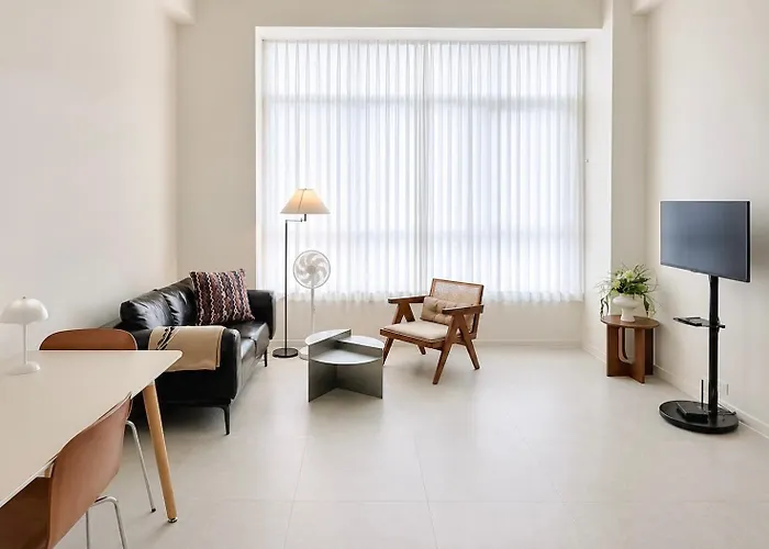 2 Min To Seoul Station, 2Beds, 1Baths, Loft Style