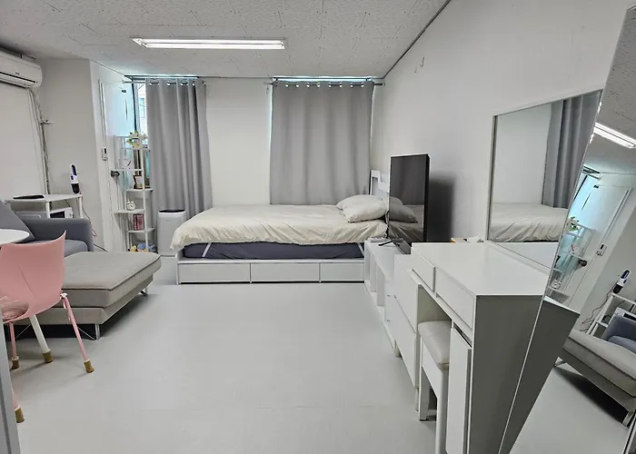 Urbannest Stay