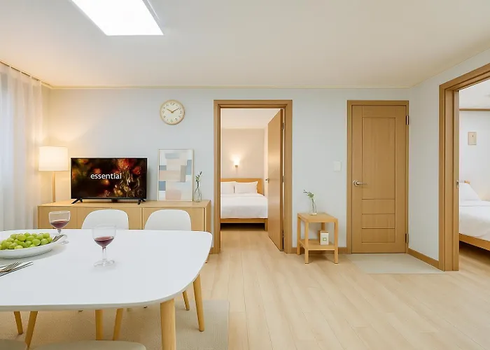 Dana Stay Spacious 3BR Family Home