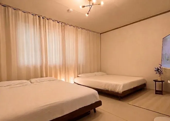 Manaroom