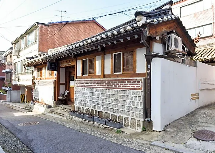 The Place Seoul Hanok Guesthouse