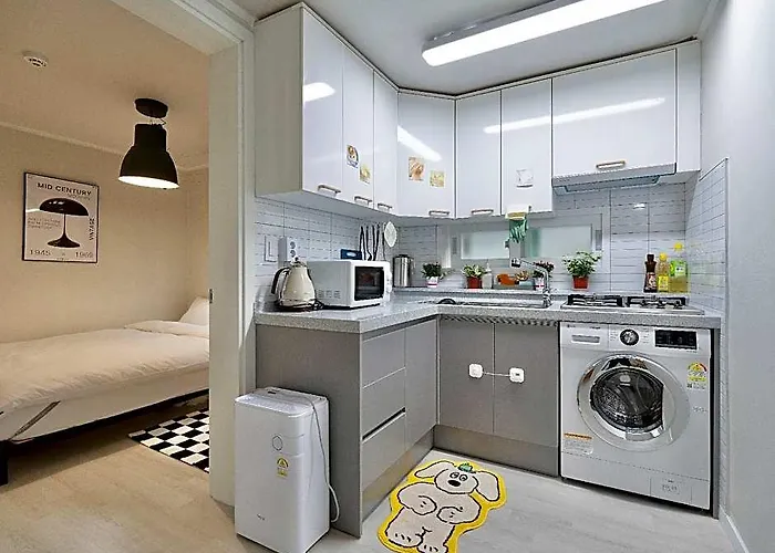 New! Urban Hideout #4Beds #Newlyremodeled #Cookingavailable #Family #Gathering #Mangwonhongdae