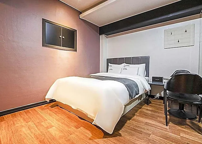 Bundang Yatap Hotel You And Me