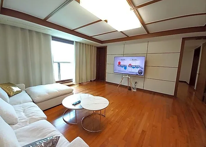 #Luxury Gangnam Apartment#Full Option#3 Rooms + 2 Bathrooms#2 Minutes Walk To Subway Station