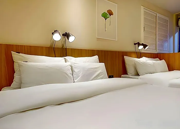 Hotel Less Seoul Station