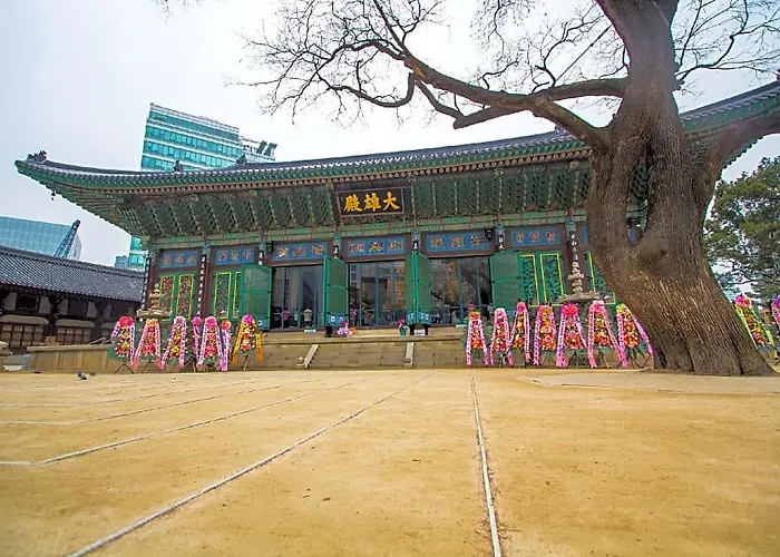 Jongno Hello Inn