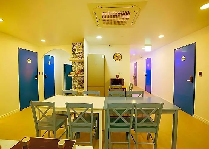 Hotel Ivory