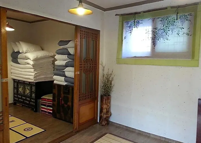 コリアン トラディショナル ハウス プンキュン