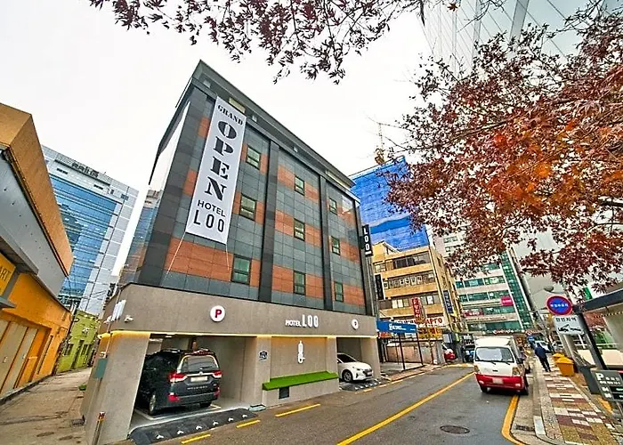 Dongdaemun History Cultural Park Station Loo