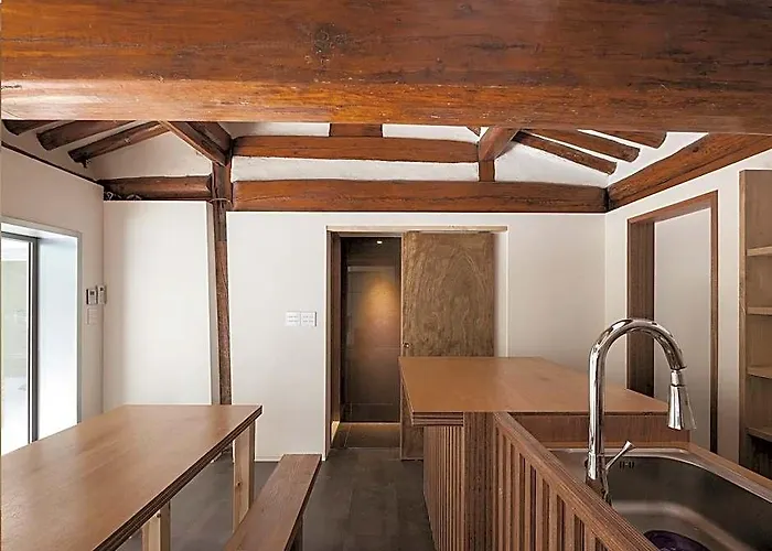 Side Hanok Guesthouse