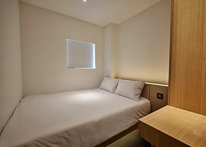 Uh Suite The Seoul