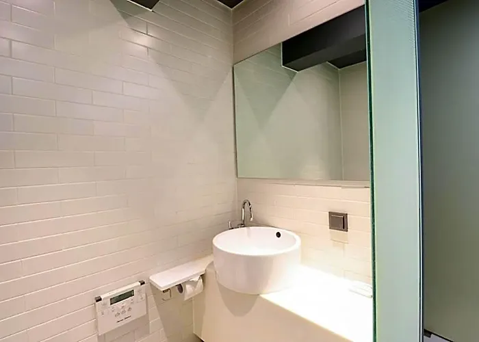 Shinchon Wol Hotel