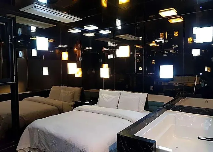 Hotel Star Masterpiece Suite