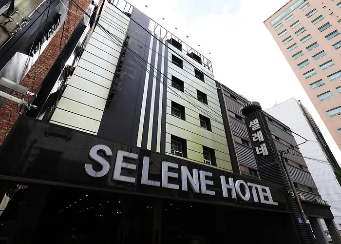 Selene Hotel