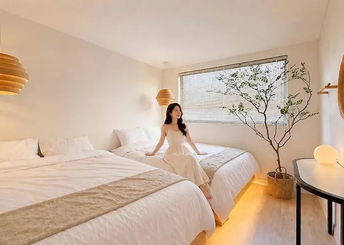 J Story Dmc Private House