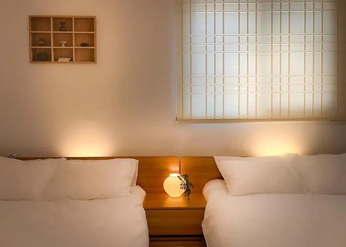 Seongsu#3Beds#10Min Seongsu Station#2Min Walk From Yongdap Station Line2 #Local Food Hot Spot#Ddp#Kspo