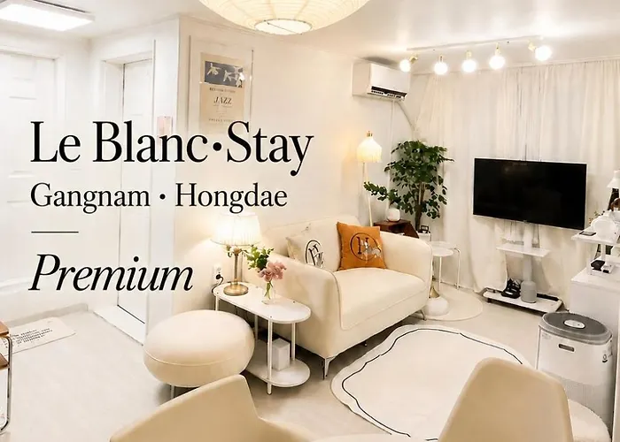 New강남10분,호텔식2Br,2호선 방배역 5분,홍대,성수,코엑스,공항버스,내방5분,고속터미널